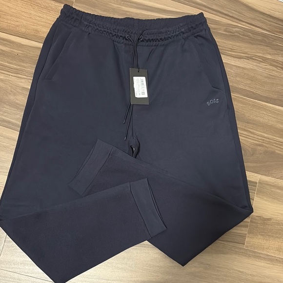 NWT Men’s BOSS Navy Jogger Pants - Picture 1 of 6